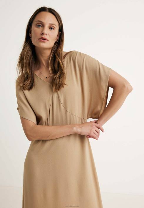 γυναίκες Mexx μακρύ φόρεμα με λαιμόκοψη με άμμο μανίκι μπεζ BR0F29